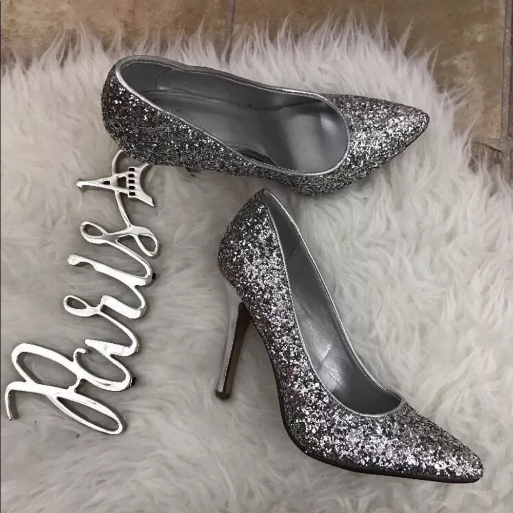 Delicious Silver Glitter Pointy toe Heels pumps